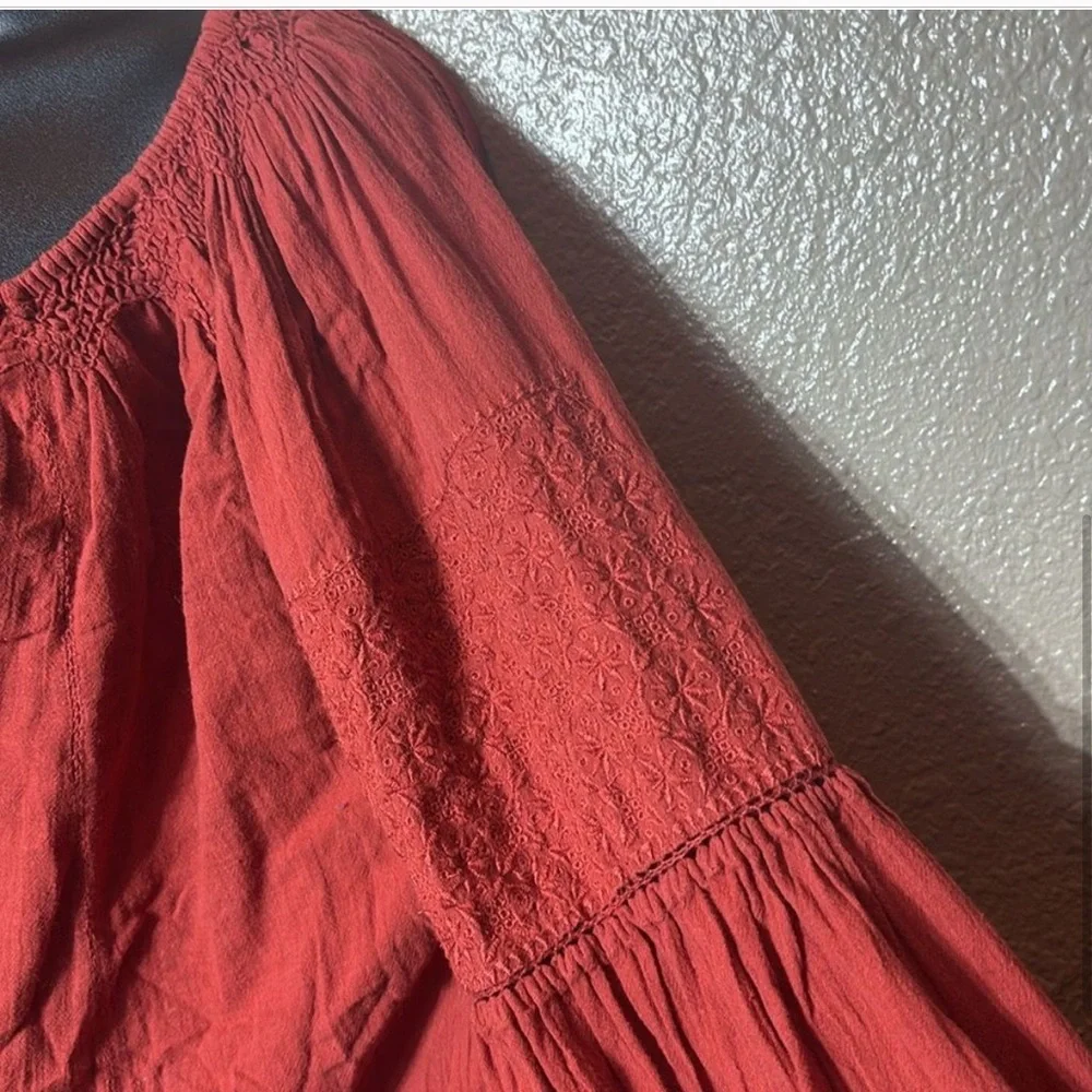 DOEN Source Embroidered Floral Blouse Relaxed Peasant Long Sleeve Top Rust Red